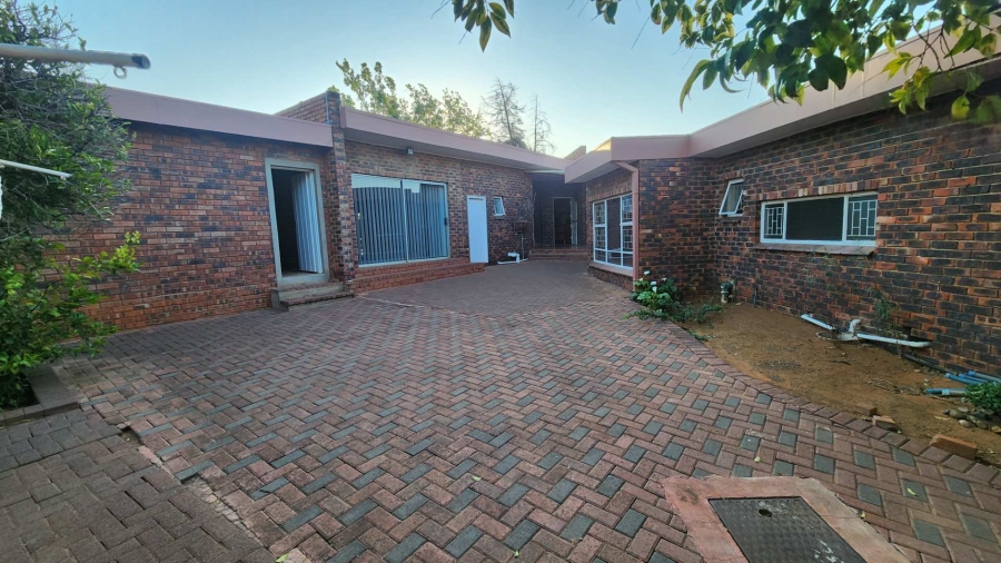 5 Bedroom Property for Sale in Universitas Free State